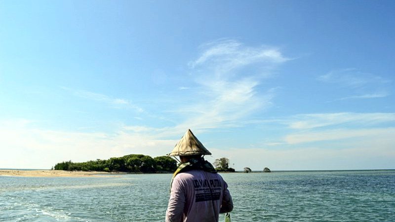 Rekomendasi Pantai di Rembang yang Bisa Kamu Kunjungi Untuk Menghilangkan Penat